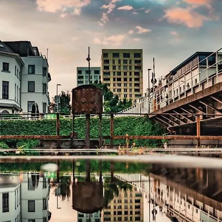 U Eat & Sleep 4* Antwerp