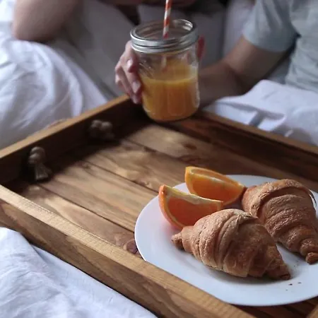 U Eat & Sleep 4* Antwerpia