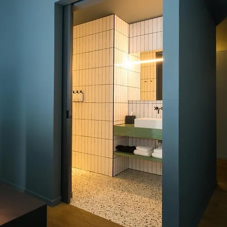 U Eat & Sleep 4* Antwerpia